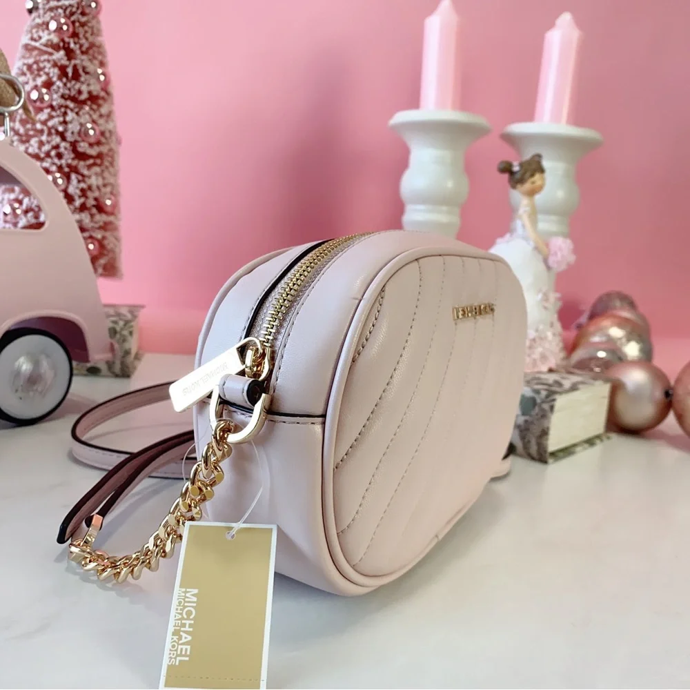 Final Sale!!!  👜 MICHAEL KORS 🌺 Rose Small Quilted Crossbody Bag - Picture 4 of 13